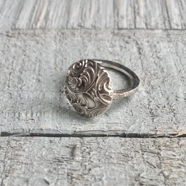 Hand Crafted Sterling swirly patterned ring - Image 2